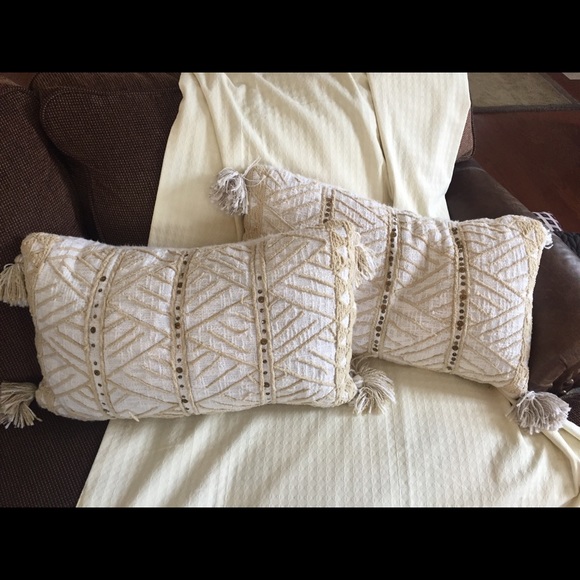 lacourte throw pillows